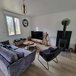 Sous Le Verger, Maison Independante Holiday home